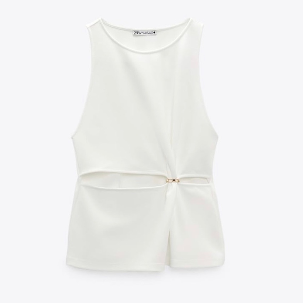 NWT // Zara - Chain Cut Out Top